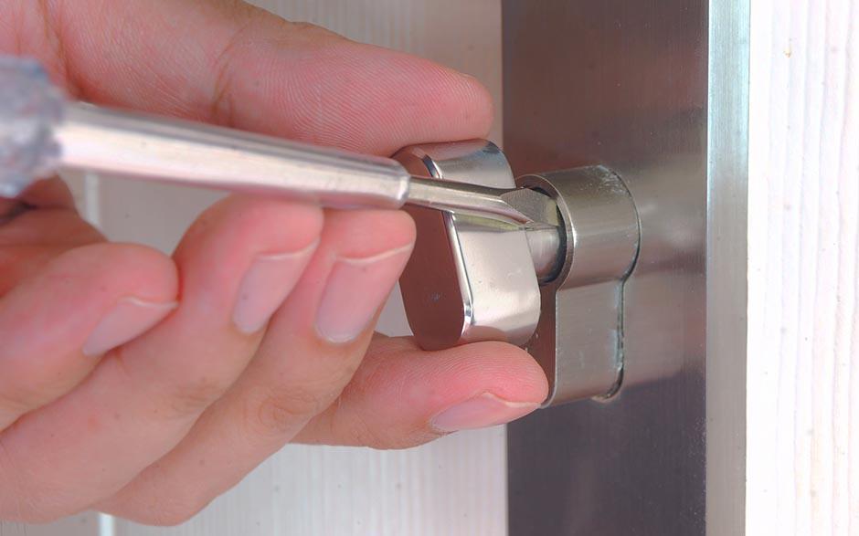 ouvrir une porte d'entrée bloquée Marseille 8